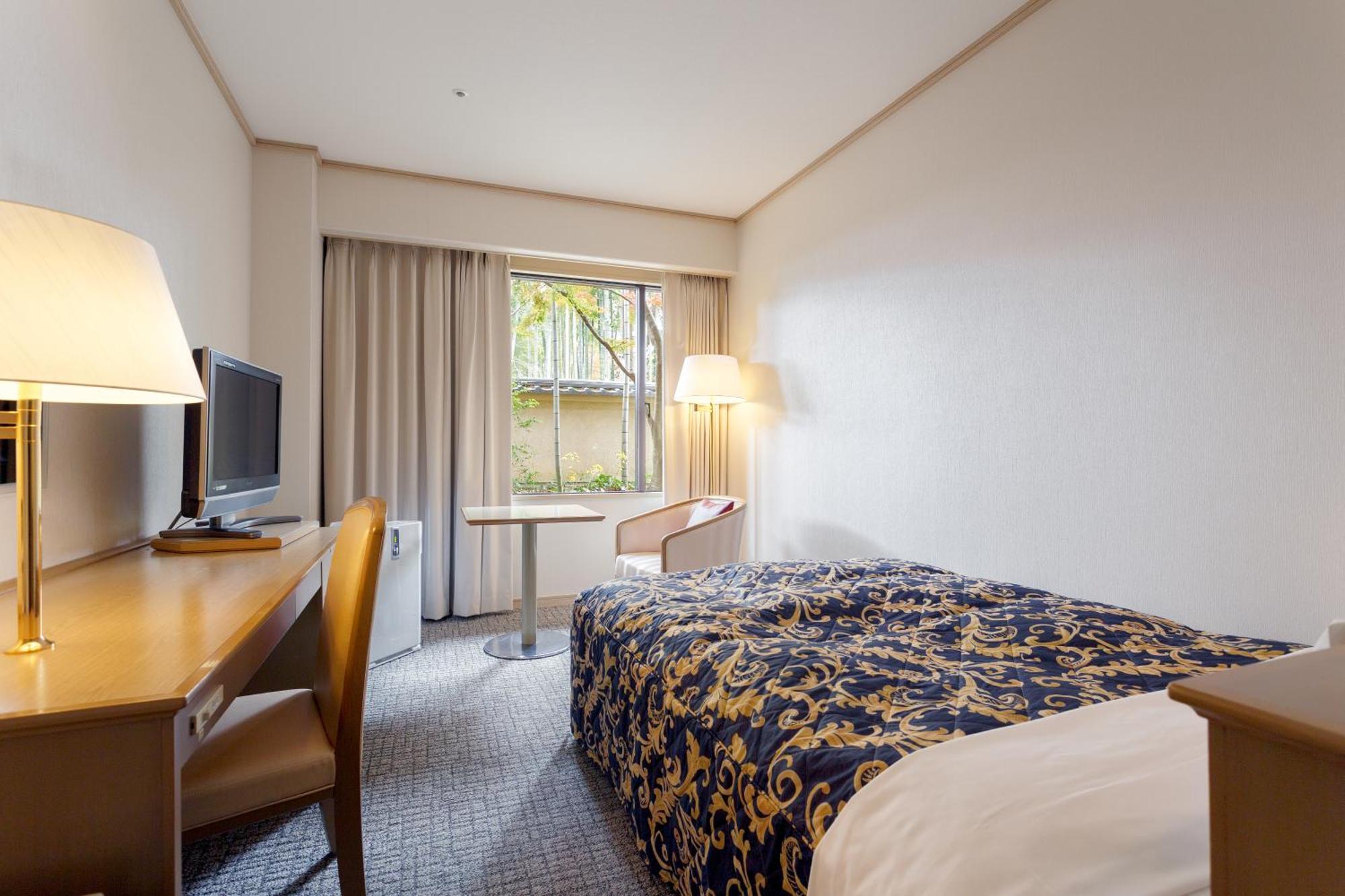 Double Room,1222640296:JPEG