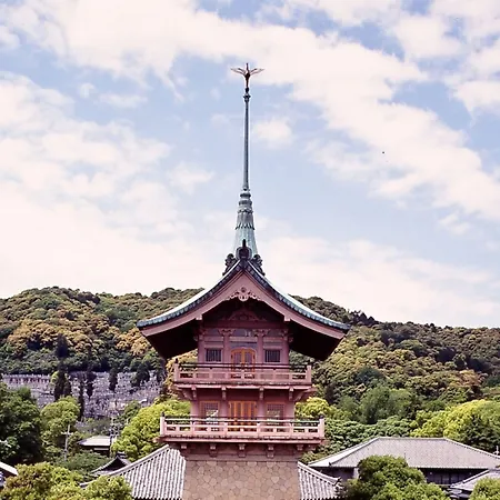 Gion Ryokan Karaku-3